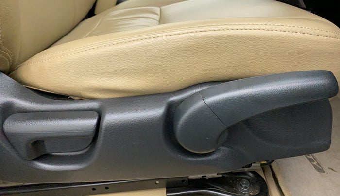 2018 Honda City V CVT, Petrol, Automatic, 23,411 km, Driver Side Adjustment Panel