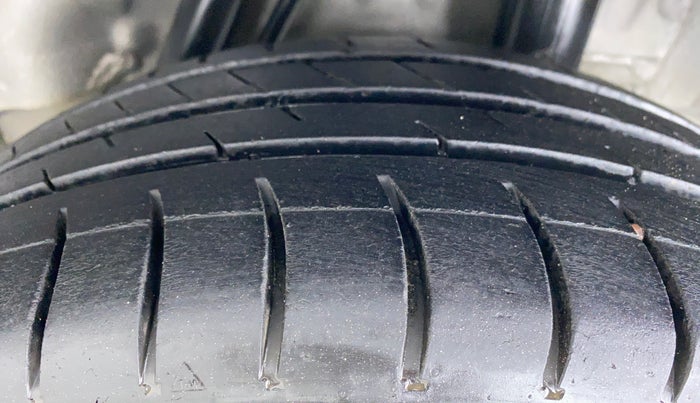 2014 Honda City SV MT PETROL, Petrol, Manual, 63,948 km, Left Rear Tyre Tread