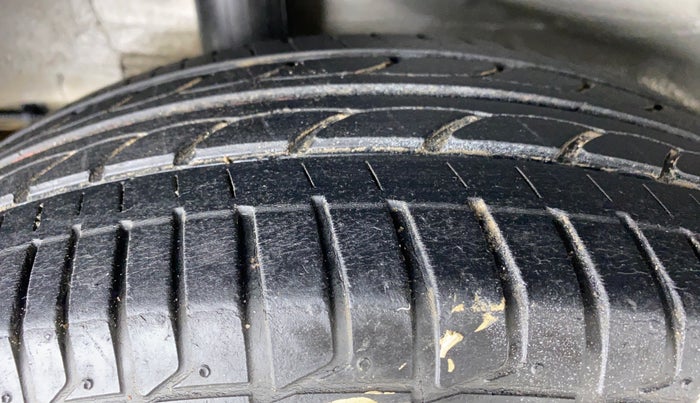 2014 Honda City SV MT PETROL, Petrol, Manual, 63,948 km, Right Rear Tyre Tread