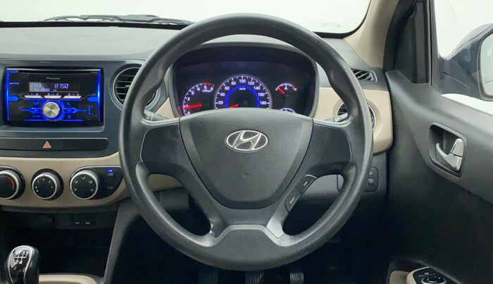 2013 Hyundai Grand i10 SPORTZ 1.1 CRDI, Diesel, Manual, 1,09,085 km, Steering Wheel Close Up
