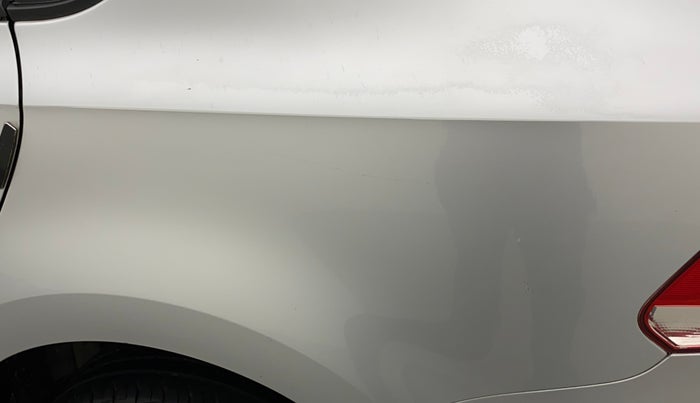2011 Volkswagen Vento TRENDLINE 1.6, Petrol, Manual, 47,819 km, Left quarter panel - Paint has minor damage