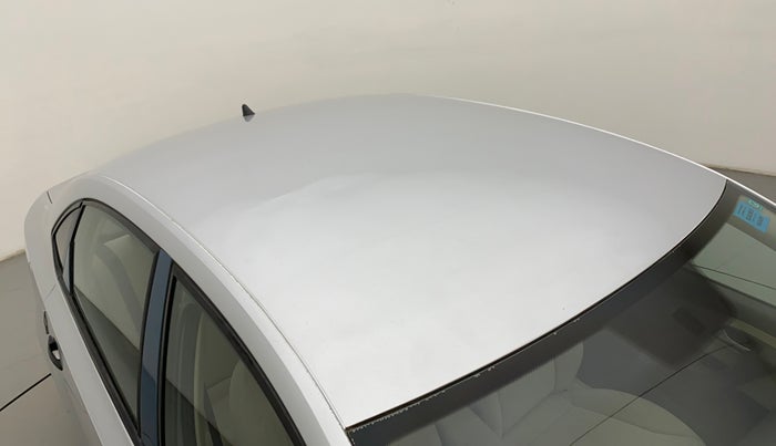 2011 Volkswagen Vento TRENDLINE 1.6, Petrol, Manual, 47,819 km, Roof