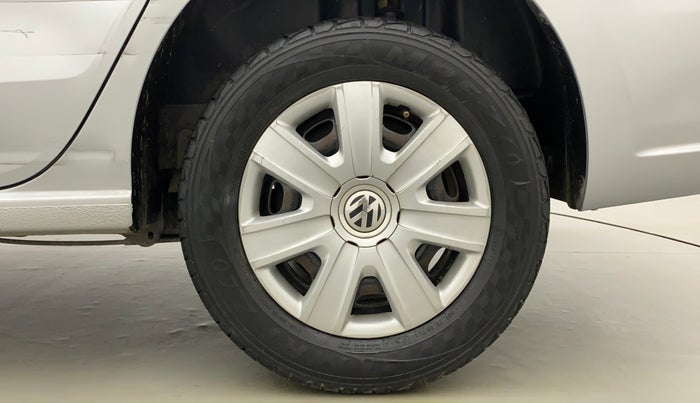 2011 Volkswagen Vento TRENDLINE 1.6, Petrol, Manual, 47,819 km, Left Rear Wheel