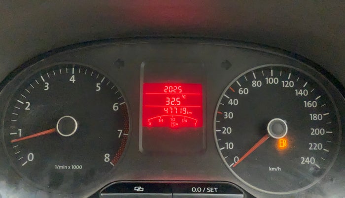 2011 Volkswagen Vento TRENDLINE 1.6, Petrol, Manual, 47,819 km, Odometer Image
