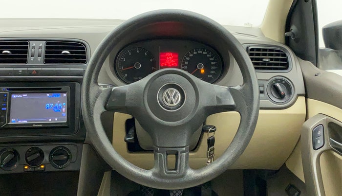 2011 Volkswagen Vento TRENDLINE 1.6, Petrol, Manual, 47,819 km, Steering Wheel Close Up