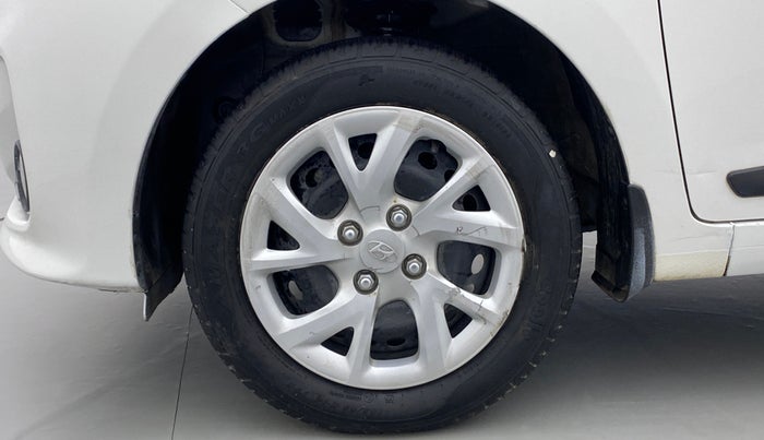 2017 Hyundai Grand i10 Sportz(O) 1.2 MT, Petrol, Manual, 35,500 km, Left Front Wheel
