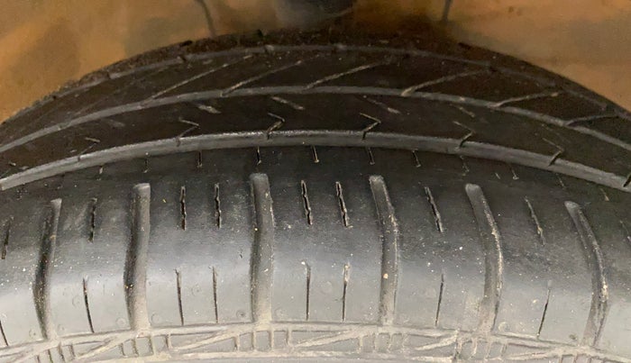 2020 Maruti S PRESSO VXI, Petrol, Manual, 57,644 km, Right Front Tyre Tread