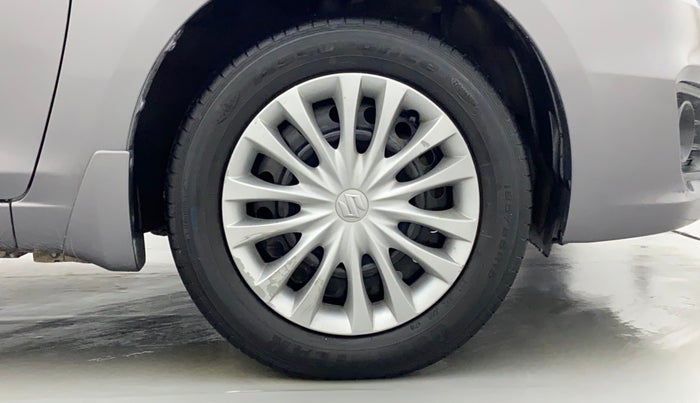 2017 Maruti Ciaz VXI, Petrol, Manual, 55,212 km, Right Front Tyre