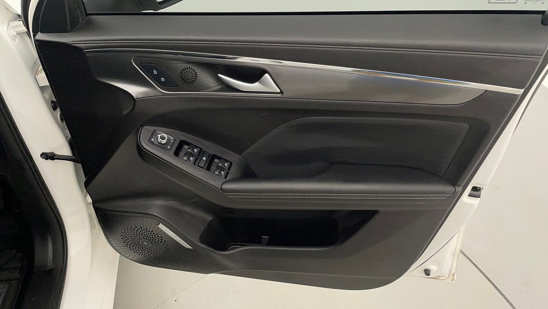 2024 GWM Haval Jolion Ultra Hybrid, Automatic, 17707 km, Speaker View