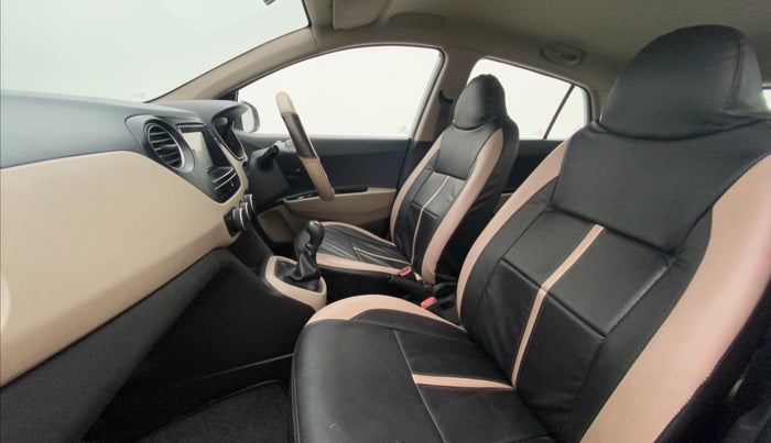 2017 Hyundai Grand i10 MAGNA 1.2 KAPPA VTVT, Petrol, Manual, 23,937 km, Right Side Front Door Cabin