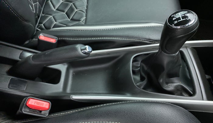 2018 Maruti Baleno ZETA PETROL 1.2, Petrol, Manual, 59,126 km, Gear Lever