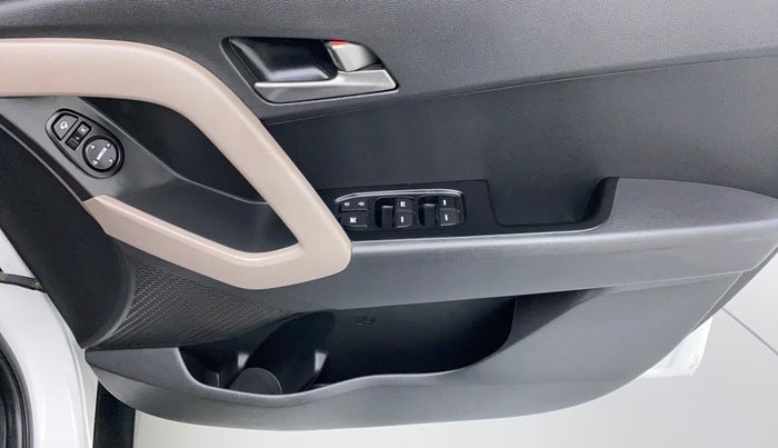 2017 Hyundai Creta 1.6 CRDI SX PLUS AUTO, Diesel, Automatic, 74,346 km, Driver Side Door Panels Control