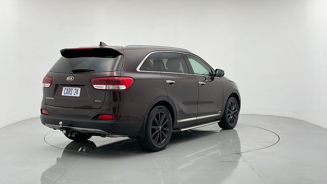 Right Back Diagonal (45- Degree) View