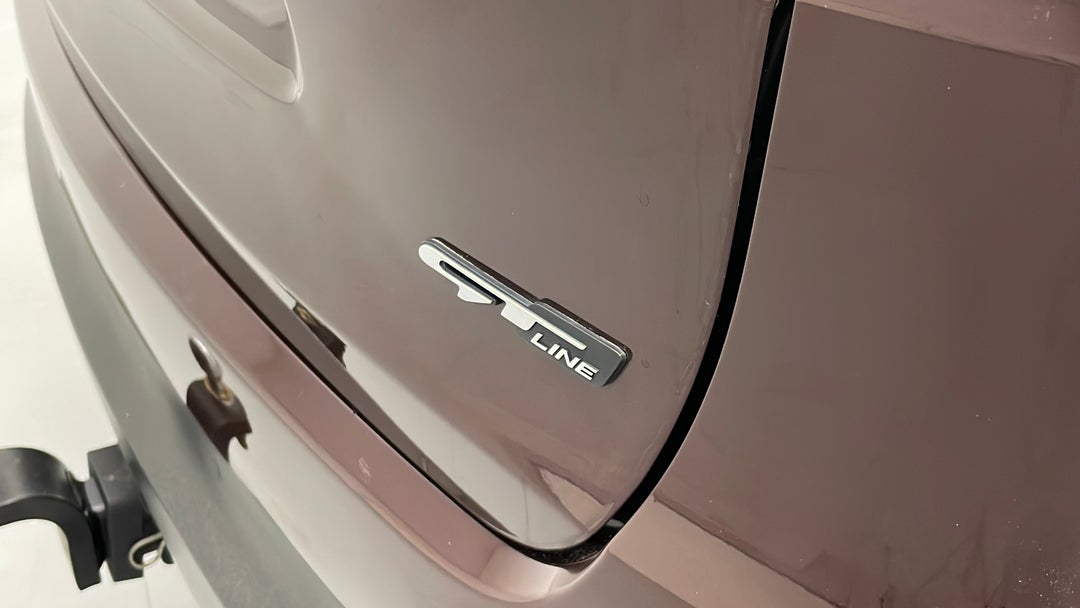 Badge (Boot Right Side)