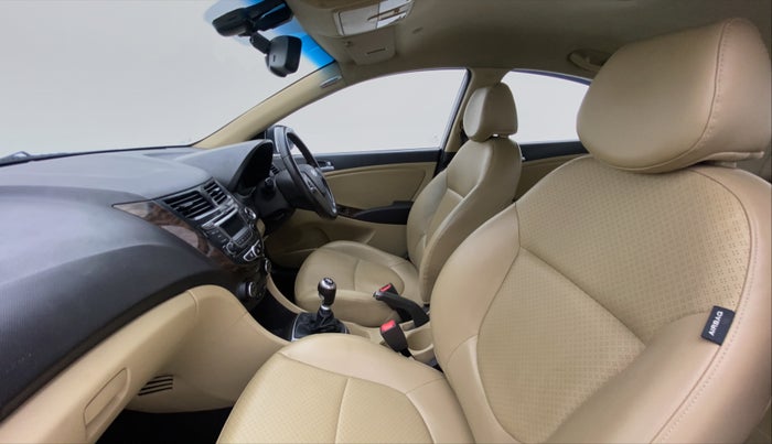 2016 Hyundai Verna FLUIDIC 1.6 SX VTVT OPT, Petrol, Manual, 63,769 km, Right Side Front Door Cabin