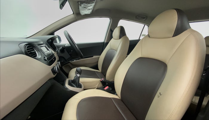 2013 Hyundai Grand i10 ASTA 1.2 VTVT, Petrol, Manual, 30,018 km, Right Side Front Door Cabin