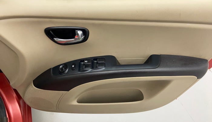 2011 Hyundai i10 MAGNA 1.2 KAPPA2, Petrol, Manual, 23,218 km, Driver Side Door Panels Control