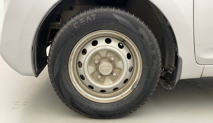 2014 Hyundai Eon ERA +, Petrol, Manual, 29,248 km, Left Front Wheel