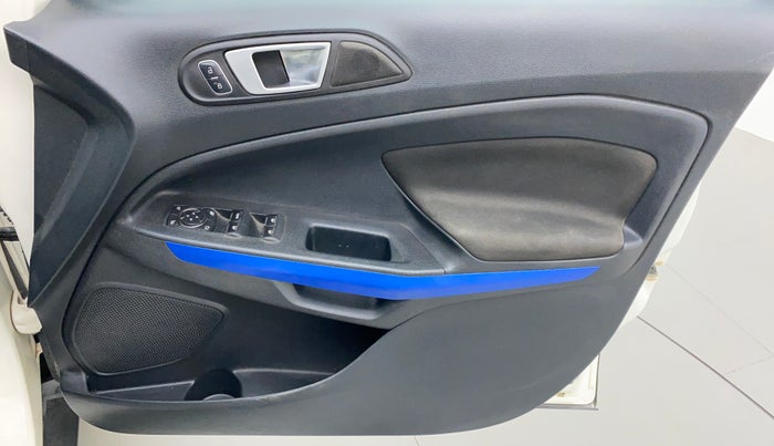 2018 Ford Ecosport 1.5 TITANIUM SIGNATURE (SUNROOF) TDCI, Diesel, Manual, 73,495 km, Driver Side Door Panels Control