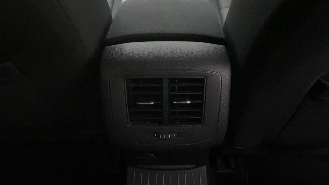 Rear A/C Vent
