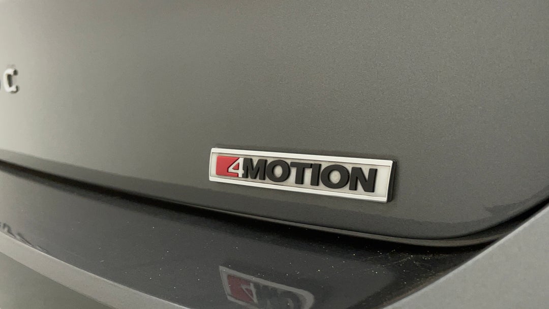 Badge (Boot Right Side)