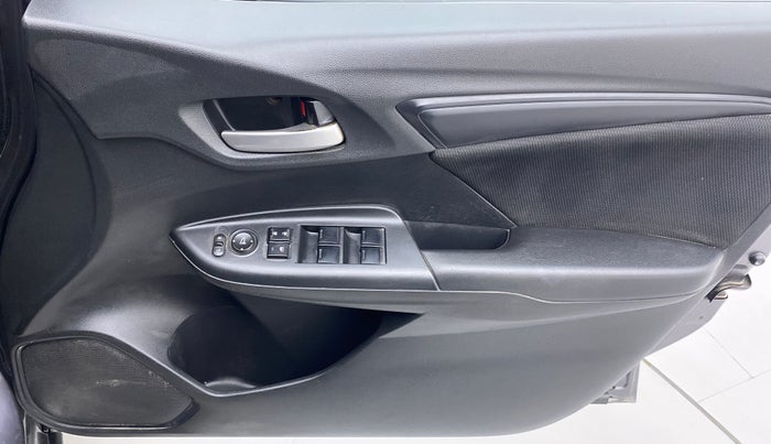 2017 Honda WR-V 1.2 i-VTEC S MT, Petrol, Manual, 70,585 km, Driver Side Door Panels Control
