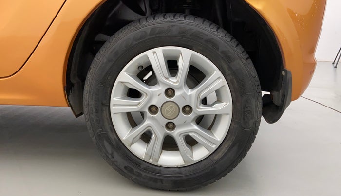 2018 Tata Tiago XZA 1.2 REVOTRON, Petrol, Automatic, 15,714 km, Left Rear Wheel