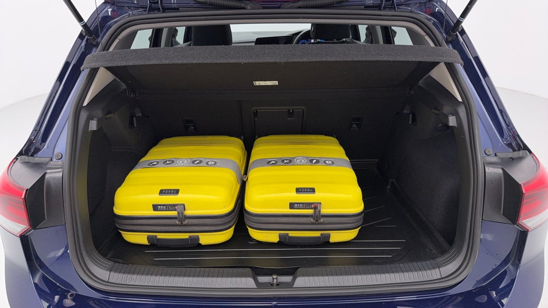 2022 Volkswagen Golf 110tsi Life, Automatic, 44537 km, Boot Inside View with Luggage