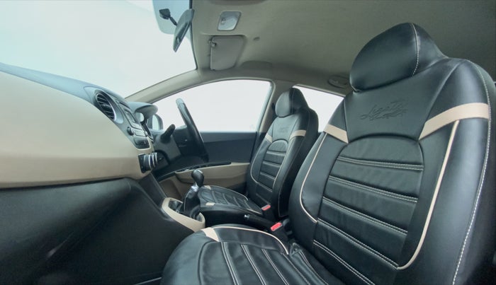 2016 Hyundai Grand i10 SPORTZ 1.2 KAPPA VTVT, Petrol, Manual, 40,381 km, Right Side Front Door Cabin