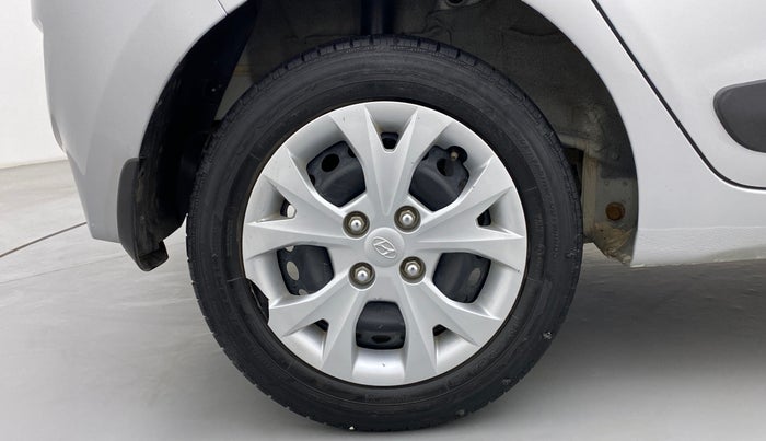 2016 Hyundai Grand i10 SPORTZ 1.2 KAPPA VTVT, Petrol, Manual, 40,381 km, Right Rear Wheel