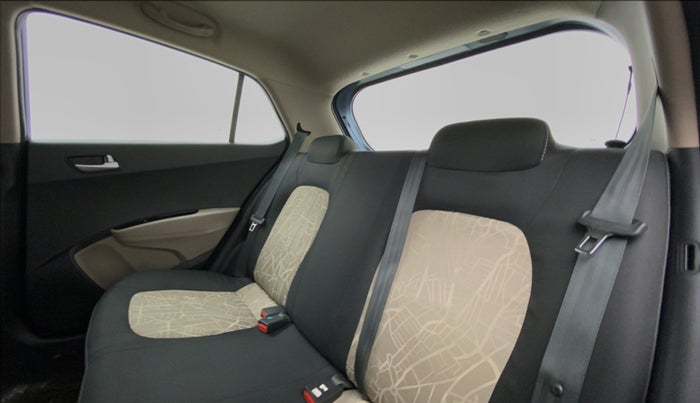 2014 Hyundai Grand i10 SPORTZ 1.2 KAPPA VTVT, Petrol, Manual, 26,986 km, Right Side Rear Door Cabin