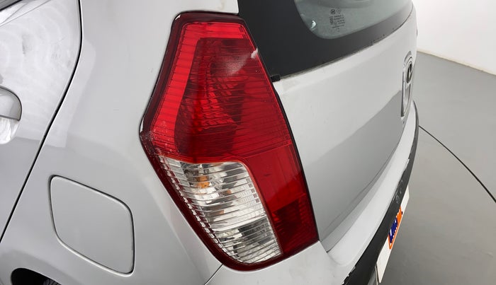 2010 Hyundai i10 MAGNA 1.2, Petrol, Manual, 40,615 km, Left tail light - Minor scratches