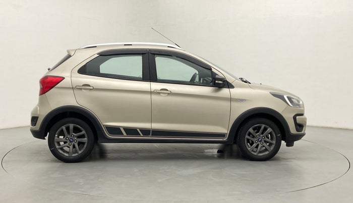 2018 Ford FREESTYLE TITANIUM + 1.2 TI-VCT, Petrol, Manual, 47,602 km, Right Side View