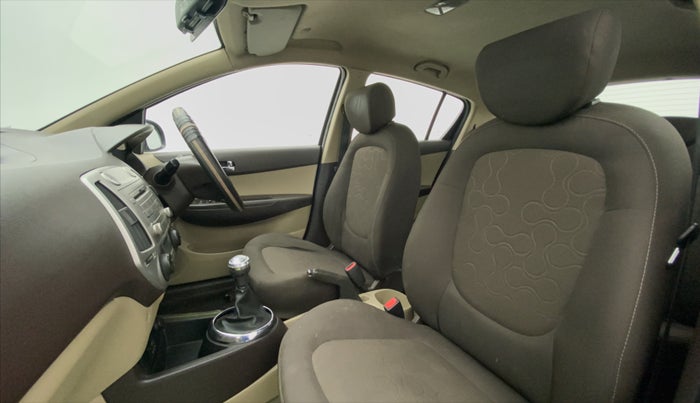 2011 Hyundai i20 SPORTZ 1.2, Petrol, Manual, 87,863 km, Right Side Front Door Cabin