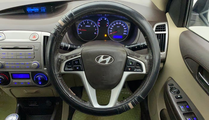 2011 Hyundai i20 SPORTZ 1.2, Petrol, Manual, 87,863 km, Steering Wheel Close Up