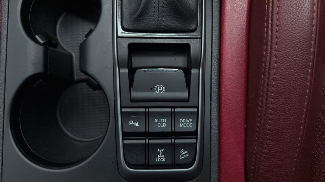 2018 Hyundai Tucson Highlander (AWD) Red, Automatic, 71783 km, Handbrake