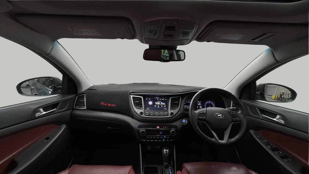 2018 Hyundai Tucson Highlander (AWD) Red, Automatic, 71783 km, Dashboard View