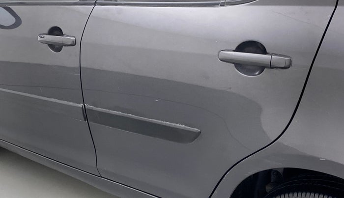 2017 Maruti Swift VXI, Petrol, Manual, 69,895 km, Rear left door - Minor scratches