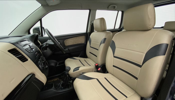 2017 Maruti Wagon R 1.0 VXI OPT, Petrol, Manual, 21,177 km, Right Side Front Door Cabin