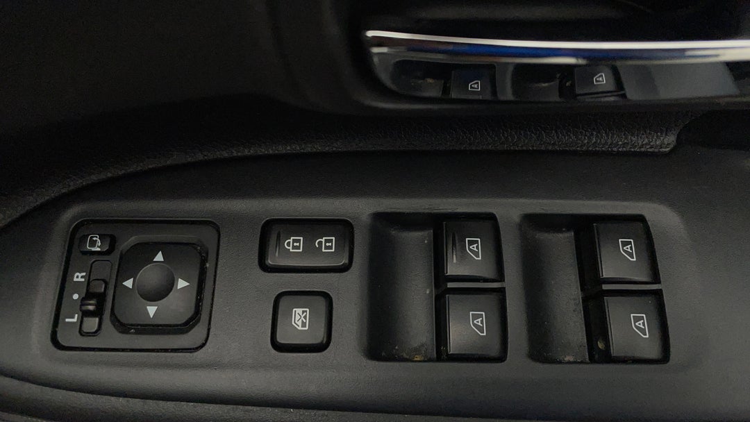 Drivers Side Door Panel Controls