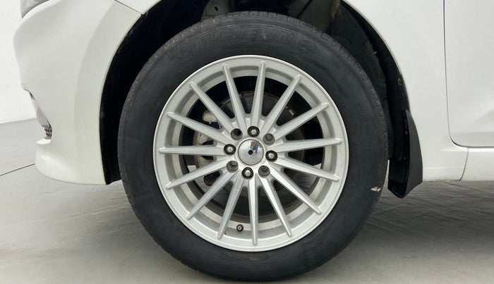 2015 Hyundai Elite i20 SPORTZ (O) 1.4, Diesel, Manual, 66,266 km, Left Front Wheel