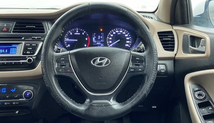 2015 Hyundai Elite i20 SPORTZ (O) 1.4, Diesel, Manual, 66,266 km, Steering Wheel Close Up