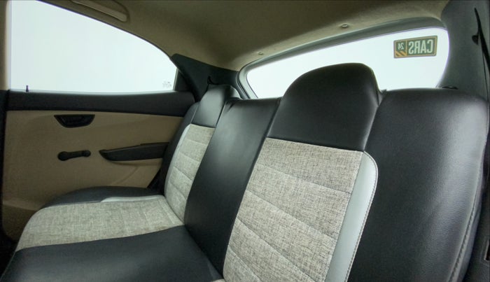 2013 Hyundai Eon ERA +, Petrol, Manual, 1,03,462 km, Right Side Rear Door Cabin