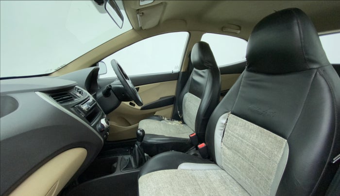 2013 Hyundai Eon ERA +, Petrol, Manual, 1,03,462 km, Right Side Front Door Cabin
