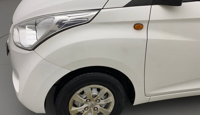 2013 Hyundai Eon ERA +, Petrol, Manual, 1,03,462 km, Left fender - Slight discoloration