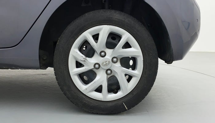 2017 Hyundai Grand i10 SPORTZ 1.2 KAPPA VTVT, Petrol, Manual, 17,238 km, Left Rear Wheel