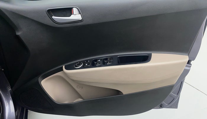 2017 Hyundai Grand i10 SPORTZ 1.2 KAPPA VTVT, Petrol, Manual, 17,238 km, Driver Side Door Panels Control