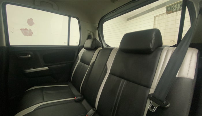 2012 Maruti Wagon R 1.0 VXI, Petrol, Manual, 17,709 km, Right Side Rear Door Cabin