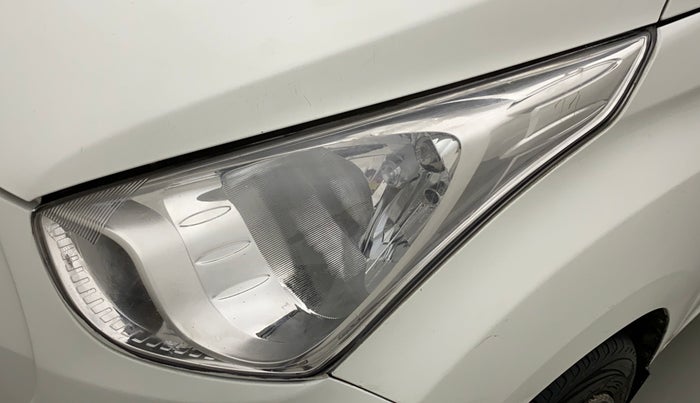 2015 Hyundai Eon MAGNA +, CNG, Manual, 43,489 km, Left headlight - Minor scratches