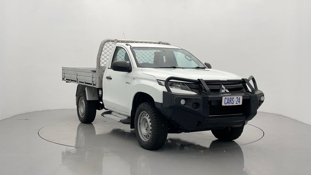 Right Front Diagonal (45- Degree) View